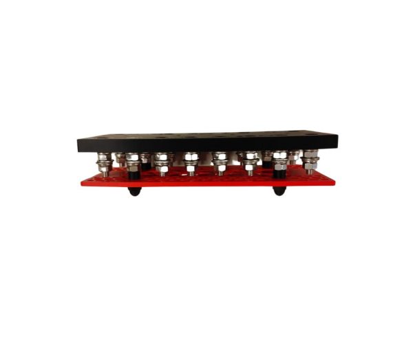 DARKAI 8 spot fuse block (This fuse block allows you to have Eight separate fused lines) - Image 3
